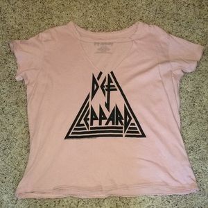 American Eagle Def Leopard Band Tee